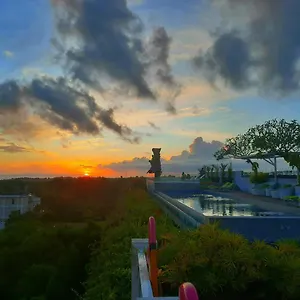 https://maxonehotels-at-bukit-jimbaran.hotelsseminyak.net