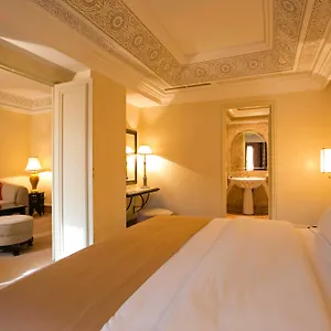 Nassim Otel